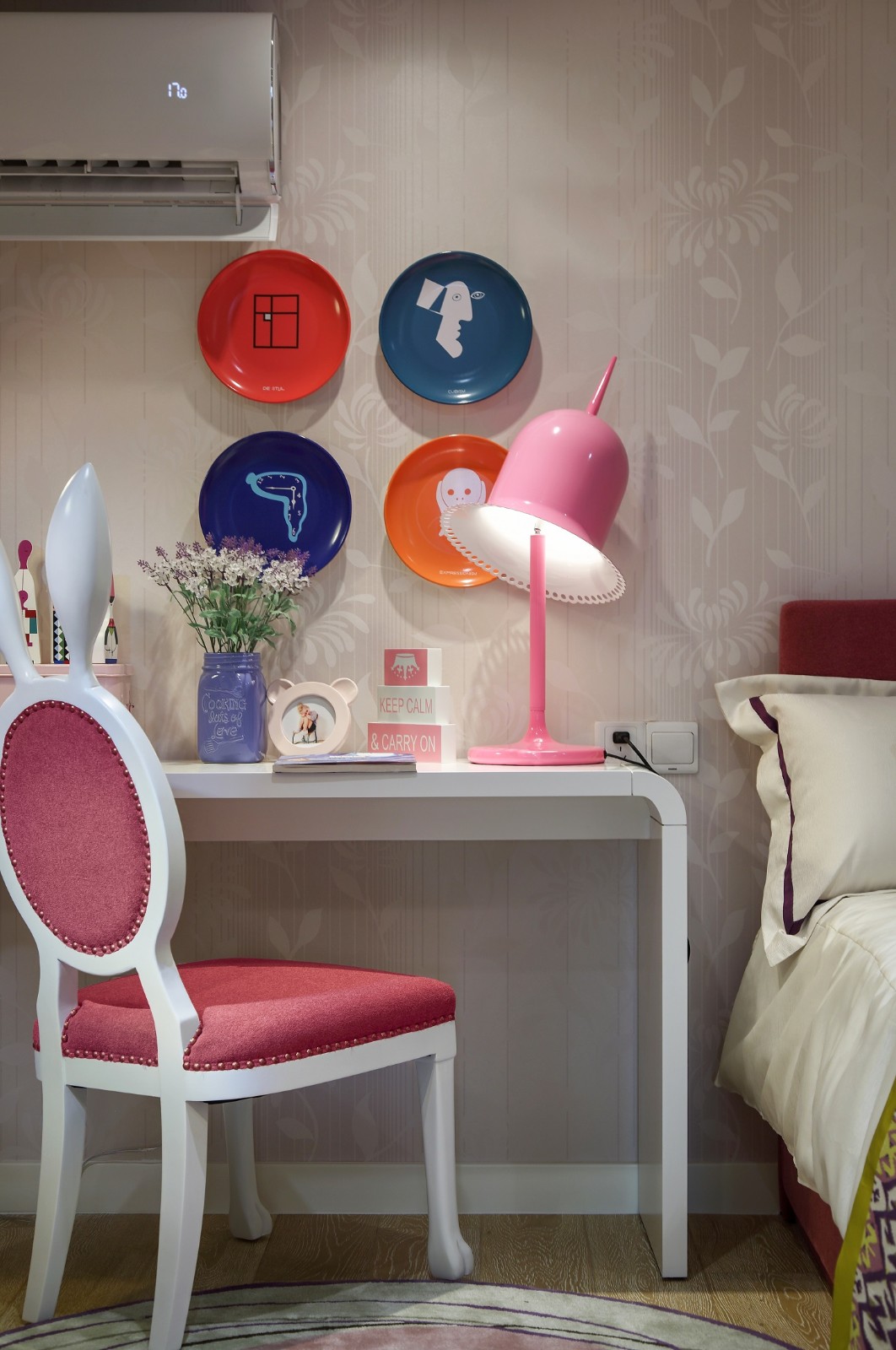 龍湖九里晴川-現(xiàn)代簡(jiǎn)約-臥室設(shè)計(jì)效果圖